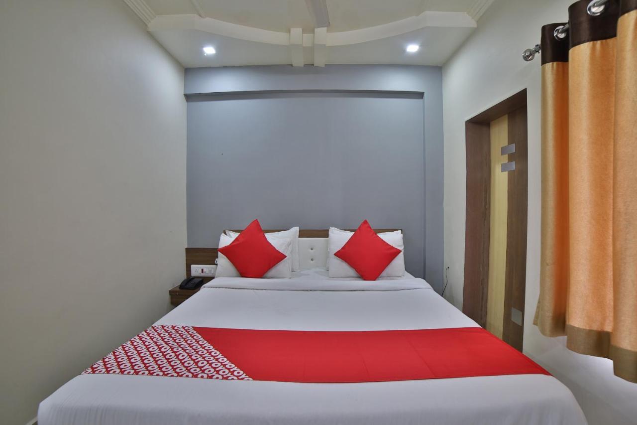Jāmnagar Hotel Loyal Residency מראה חיצוני תמונה